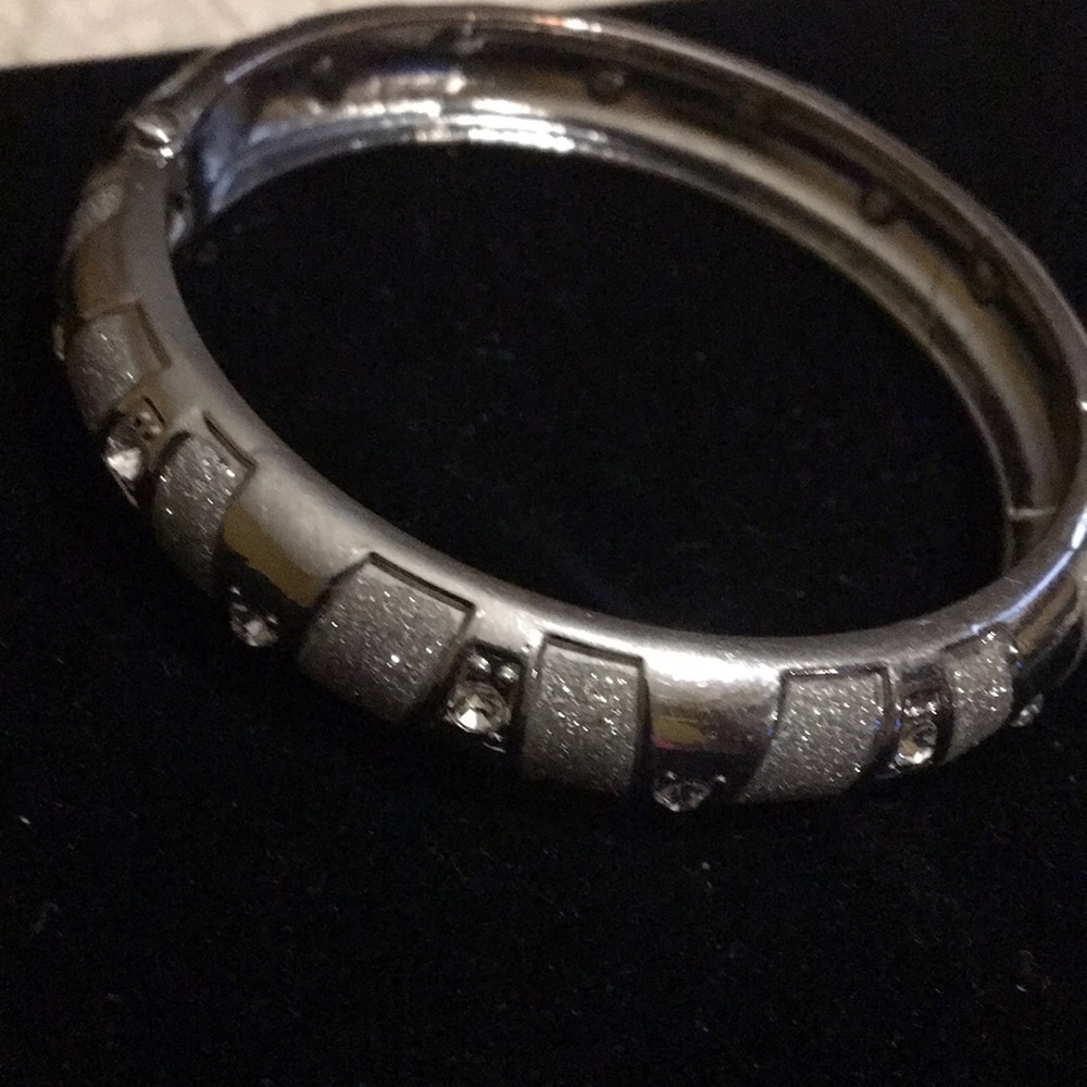Silvertone Sparkling Bracelet.